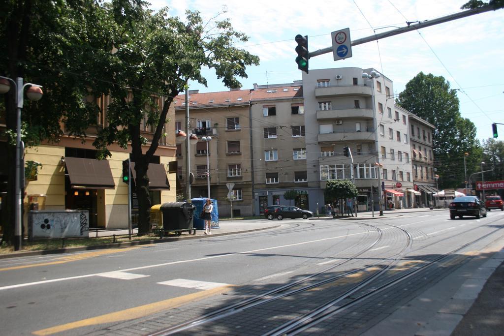 Vla Vla Apartments With Parking Zagreb Exterior foto