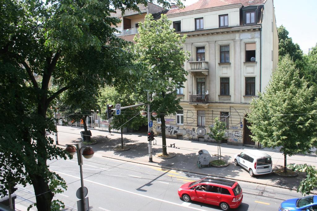 Vla Vla Apartments With Parking Zagreb Exterior foto